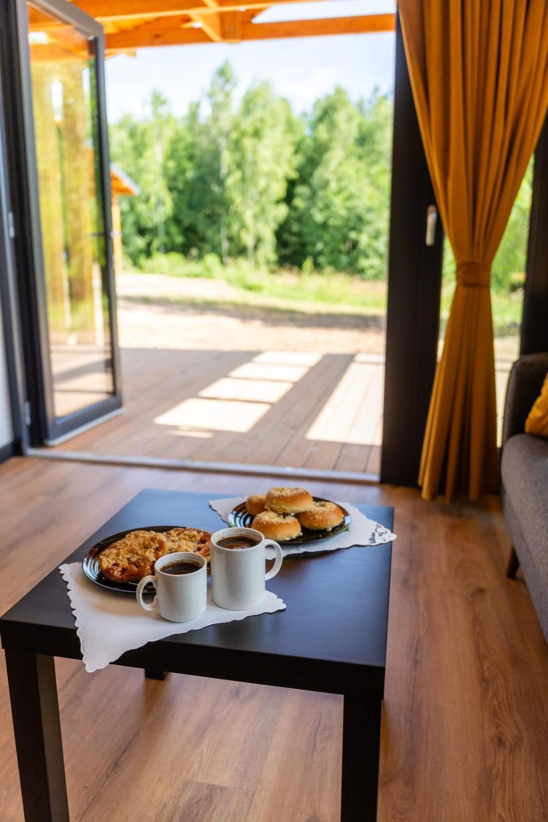 Zielona Zaba Hotel Derc Buitenkant foto